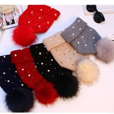 China Fashion Pearl COMMON COMMON Hat Knitted Thicken Hat Plus Velvet Solid Color Pompom Curved Woolen Hat for sale