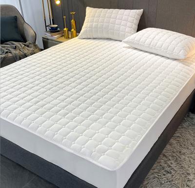 China Hotel Mattress Cover Feature 5 Star Waterproof Bestselling Breathable Home Can Be Machine Washable for sale