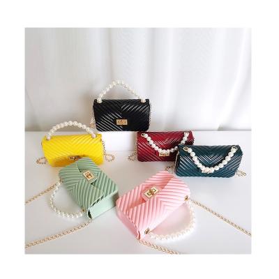 China Fashion\Comfortable\Durable 2021 Summer Fashion Jelly Purses PVC Candy Rainbow Handbags Women Pinch And Set Shoes for sale