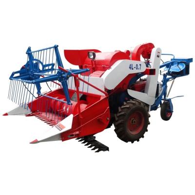 China New Grian Farm Equipment Harvester Machine Small Wheeled Combine Harvester for sale