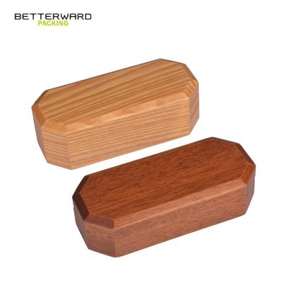 China Luxury High End Wooden Case Glasses Case Luxury Design Customized Logo Sunglasses Packaging for sale