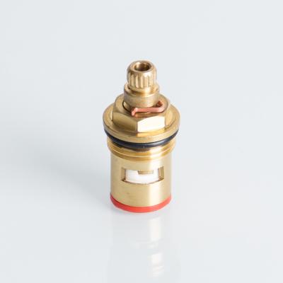 China Brass Ceramic Water Level Adjustment Feeder For Valve Faucet for sale