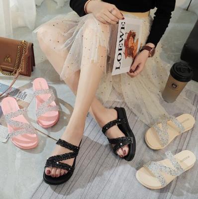 China Wholesale Lightweight Comfortable Large Size Platform Casual Slippers Glitter Female Sandals for sale