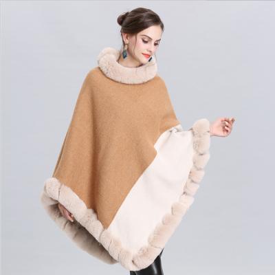 China Anti-wrinkle Factory Women Middle Ages Luxury Women's Cardigan Shawl Plus Size Fur Collar Crewneck Women Coat Sweater for sale