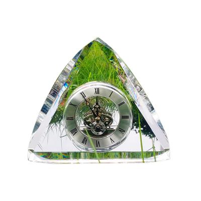 China Triangle radio creative crystal clocks, gifts for guests and friends, souvenirs, desks for observing the timetable for sale