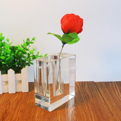 China Easy Installation Thickened Transparent Small Square Vase Crystal Lily Rose Flower Arrangement Living Room Bedroom Decoration for sale