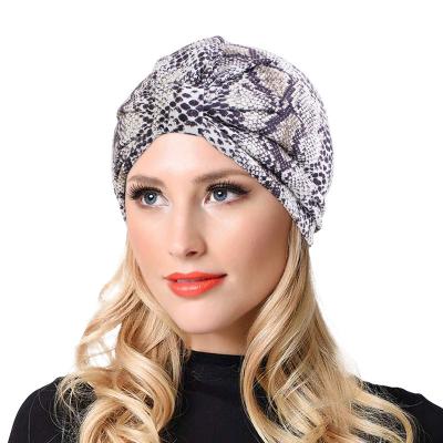 China Best Selling Lightweight Print Women Turban Satin Lining Lightweight Hat for sale