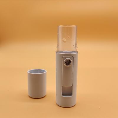 China USB die 450mAh 11.5*3*3cm Mini Handy Mist Sprayer hydrateren Te koop