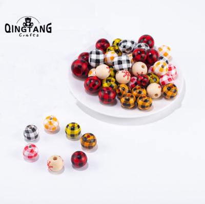 China 100% Eco-friendly Handmade Decorate Painted Beads Assorted Wooden Beads for sale