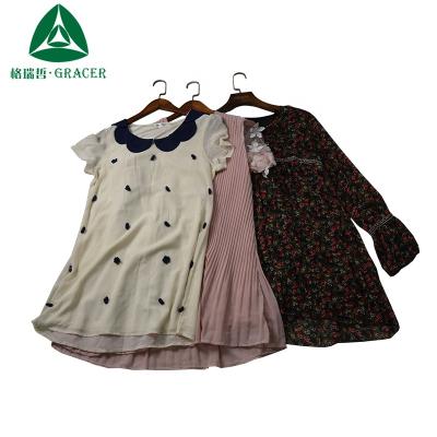 China Washable Korea Used Clothing Ladies Silk Blouse Recycle Old Clothes for sale