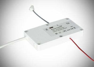 China Quadratischer Sensor LED PIR/passiver Infrarotbewegungs-Sensor errichtet im Funktions-Kasten zu verkaufen