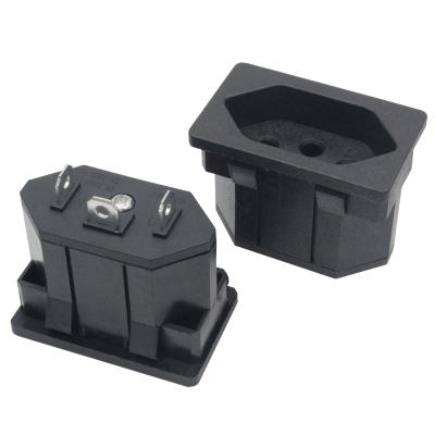 China Brazil socket industrial power plug yf-008t three core female socket for sale