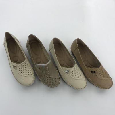 China Fashionable Female Deodorization Breathable Shoes Mid Heel Soft PU Shoes For Women for sale