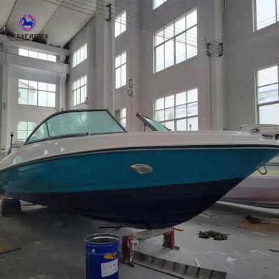 China Factory Price Center Console Small Boat Luxury Yacht Gear Sport Gear Fiberglass Fishing Boat for sale