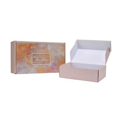 China Recycled Materials Corrugated Customized Paper Cardboard Package Box With Lamination for sale