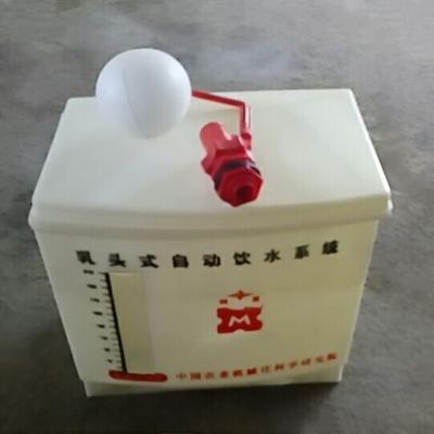 China Long life-sapn poultry chicken water pressure regulator tank for poultry cages poultry equipment factory for sale