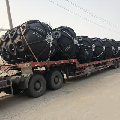 China Wear-Resistance BV LR Certificated Marine Rubber Pneumatic Fender Yokohama Type For Sale for sale