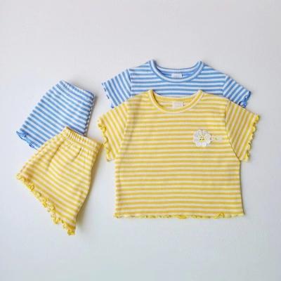 China Breathable Kids Two-Piece Set Baby 2022 New Little Flower Kids Summer Wear Cute Stripe Set for sale