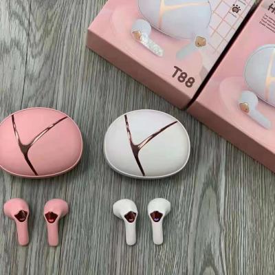 China Hot Trending Amazon ebay New In-Ear BT Headphones Wireless BT Headphones With Magnetic Connection Sport Earbud For Running for sale