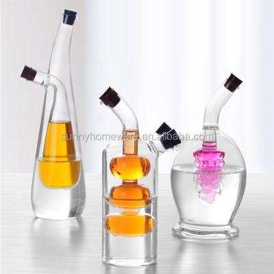 China Viable Handmade Borosilicate Pyrex Glass Oil Vinegar Bottle for sale