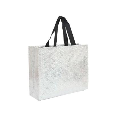 China Durable Reusable Silver Nonwoven Metallic Shopping Bag Customized Eco - Friendly Lamination Material for sale