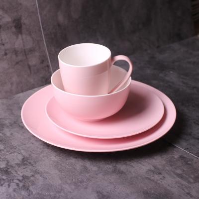 China nфарфоровый обеденный набор/new bone china Pink coloured glaze dinner set 24 pcs with gif box/dinner plate/bowl/mug for sale