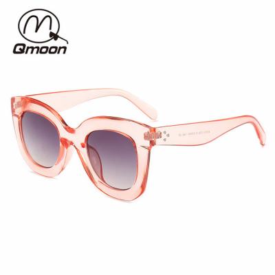 China Trending products Logo Unisex Sunglasses custom made fashion sunglasses new 2019 for sale