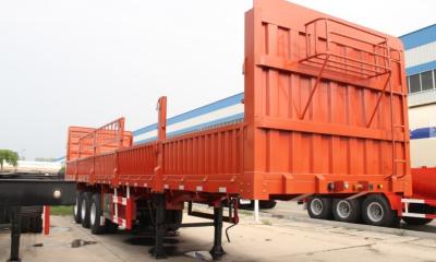 China Fence Wall Side Open Cargo Truck Trailer For Animal Or Cargo Transportation for sale