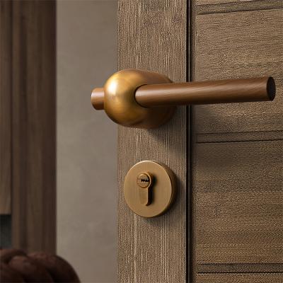 China Wooden Modern Classic Grain Vintage Zinc Alloy + Aluminum Alloy Hammer Shape Study Handle Door Small for sale