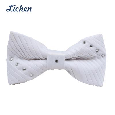 China White Pleated Jacquard Bow Tie With Stone Diamond For Mens Shirt Wear for sale