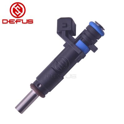 China Top Selling DEFUS Injector Nozzle 55570284 For Cruze Sonic Fuel Injectors 1.8L 55570284 OEM Standard for sale