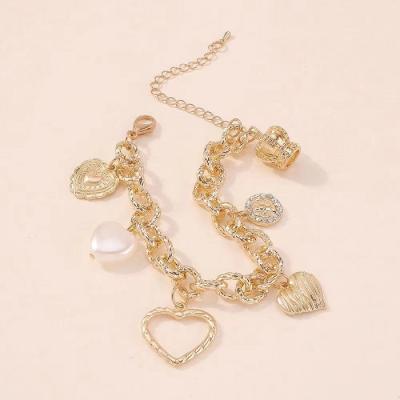 China Hiphop/Trendy Trendy Hip Hop Gold Plated Punk Heart Shaped Bangles Women Jewelry For Party Women Girls for sale