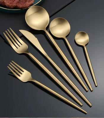 China Sustainable Portuguese Stainless Steel Metal Dining Spoon Set Gold Plated Silver Dinnerware Set Restaurant Commercial for sale