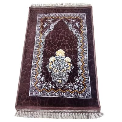 China Factory Wholesale Non Slip Supplier For Quality Muslims Printed Embossed Raschel Prayer Mat With Fringes Kids And Adult for sale