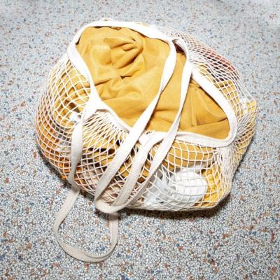 China Reusable Grocery Mesh Bags Organic Cotton String Shopping Bags Produce Net Bags with Long Handle for Fruit Vegetable for sale