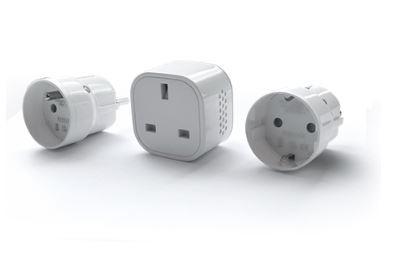 China Intelligent IOT Product Smart Plug Monitor And Control Electrical Appliances Freely for sale