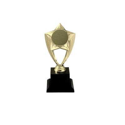 China Hot Selling Sports and Games Mini Gold Trophy Star Design Silver Bronze Trophy Made in China for sale