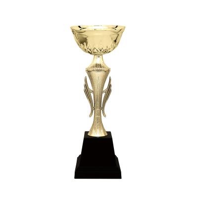 China Sports and Games Wholesale Custom High Quality School Cup Reward Glitter Trophy Winner Trophy Cup for sale