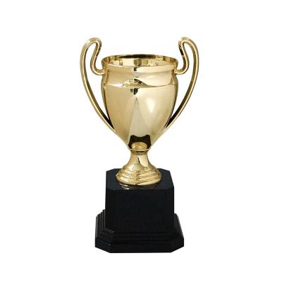 China Sports and Games B&C Games Trophy Direct Wholesale Plastic Trophy Sports Cup High Quality Trophy For Awards for sale