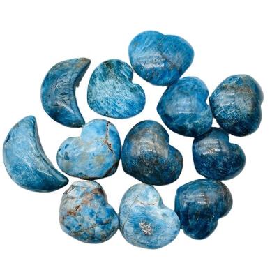 China Wholesale Natural High Quality Blue Apatite Heart Crystal Crafts Healing Stones For Decoration From China for sale