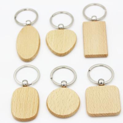 China Custom White Wood Father's Day Mother's Day Wooden Key Chain for sale