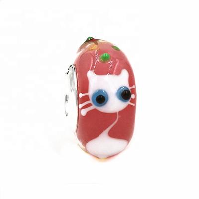 China Custom Made Pink Handmade Murano Decoration Lucky Kitty Cat Pet Animal Glass Beads for DIY Jewelry Accessories for sale