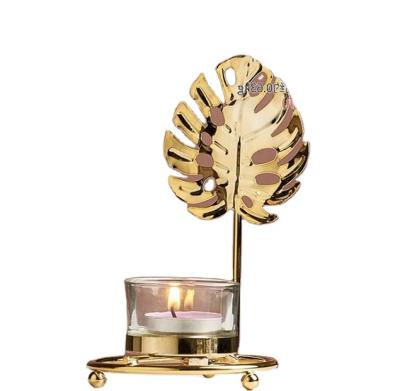 China Modern Luxury High Quality Tea Light Candle Holders Geometric Gold Candle Holder For Home Decoration for sale