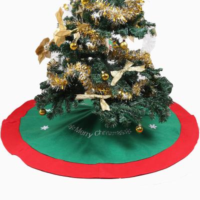 China Merry Christmas 48inch Medium Height Home Promotional Snowflower Red Green Decorative Christmas Tree Skirt Christmas Festival Decoration for sale