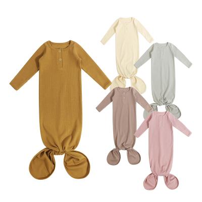 China Newborn Baby Products Newborn Solid Color Custom Embroidery Breathable Ribbed Organic Cotton Baby Sleeping Bags for sale