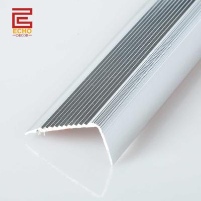 China Durable Aluminium Metal Stair Nose Trim External Floor Step Nosing Profiles for sale