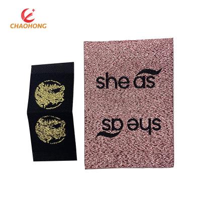 China Factory Price Damask Rose Gold Thread Woven Clothing Labels Viable Size Black Label for sale