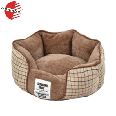 China Sustainable Soft Cozy Warm Cozy Coffee Fleece Round Plaid Cat Bed Pet Nest for sale