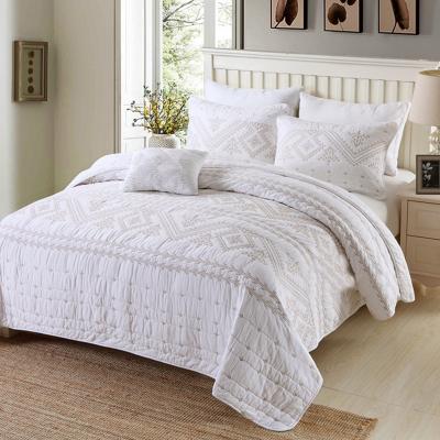 China King Queen Embroidery Quilted Durable Custom Bedspread White Cotton Bedding Set Luxury Cubrecamas Bed Spread for sale