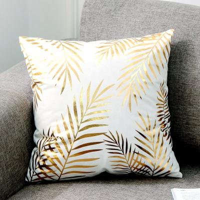 China Eco-friendly Gold Hot Stamping Palm Leaf Cushion Sofa Car Cushion Cover Gold Aluminum Black Pine Super Soft Flamingo Velvet Cushion Cover for sale